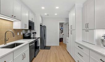 9103 Windrush Ln, Alpharetta, GA 30009