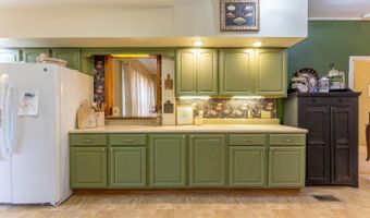 201 Hall St, Alton, MO 65606