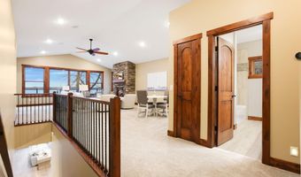 9823 103rd St NW, Annandale, MN 55302