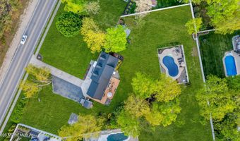 65 Serpentine Dr, Bayville, NJ 08721