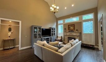 3906 NE Cadbury Ave, Bentonville, AR 72712