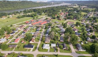 1710 Ridgeway Rd, Aberdeen, OH 45101