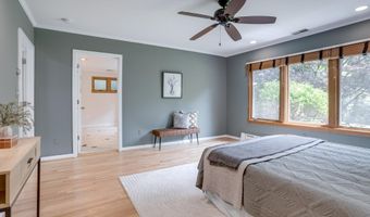 8604 TOBIN Rd, Annandale, VA 22003