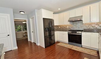 79 New Boston Rd, Bedford, NH 03110