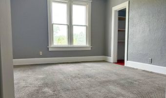 926 6th Ave, Brookings, SD 57006