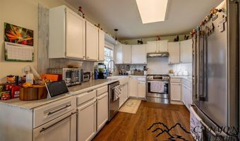 5 Longhorn Dr, Cody, WY 82414