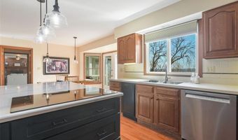 6 River Bluff Ct, Augusta, MO 63332