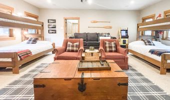 550 Crowson Rd, Ashland, OR 97520