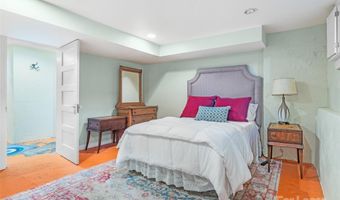 26 Sheridan Rd, Asheville, NC 28803