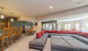 7980 NE 27th Ave, Altoona, IA 50009