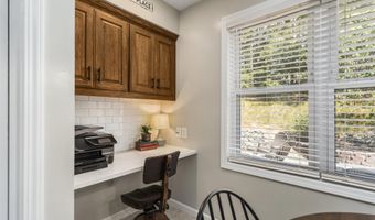 2 Cresta Ln, Hot Springs Village, AR 71909