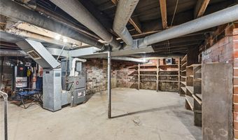 198 E Main St, Apple Creek, OH 44606