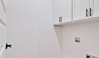 6 Kintyre Pl, Bella Vista, AR 72715