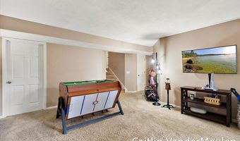 11035 Timberline Dr, Allendale, MI 49401