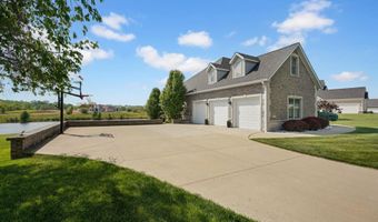 430 Summer Lake Dr, Bedford, IN 47421