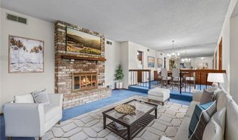 1267 Nursery Hill Ln, Arden Hills, MN 55112