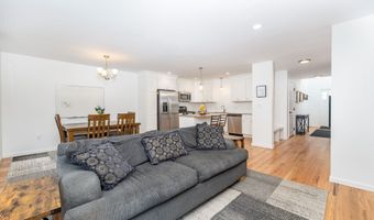 51 Gillette Way 51, Bristol, CT 06010