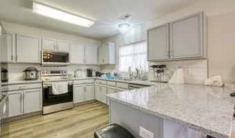 610 Branch View Dr, Boiling Springs, SC 29316