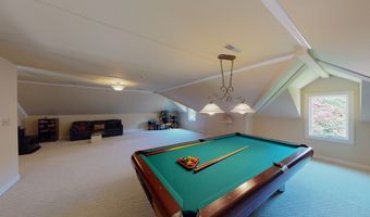 390 Branch Loop Rd, Big Sandy, TN 38221