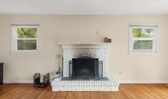 66 W Shore Dr, Alloway, NJ 07462