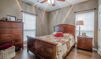 8900 Hinkson Rd, Benton, AR 72019