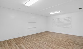 515 E Main St, Anna, OH 45302