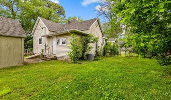 537 S Jefferson Ave, Aurora, MO 65605