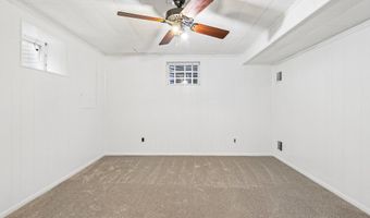 5601 KIRKWOOD Dr, Bethesda, MD 20816