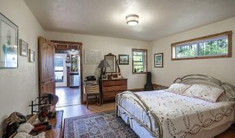 812 Pine Cove Rd, Bayview, ID 83803