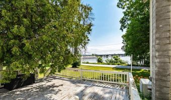 321 E Alburgh Rd, Alburgh, VT 05440
