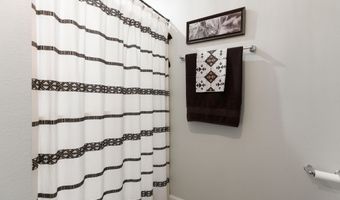 6263 Old River Rd, Baker, FL 32531