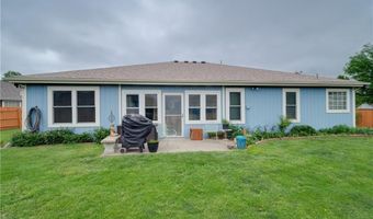 927 Jasara Cir, Baldwin City, KS 66006