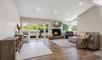 7532 Jerez Ct 9, Carlsbad, CA 92009