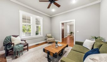 1 Cedar Chine Dr, Asheville, NC 28803