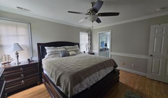 2017 Battlewood Rd, Apex, NC 27523