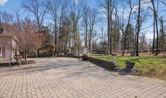 15 Hidden Valley Rd, Andover, NJ 07860