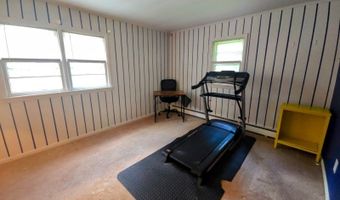 17 Youngs Rd, Andover, NJ 07860