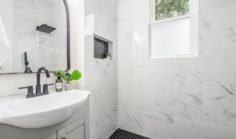 344 E Whittier St, Columbus, OH 43206