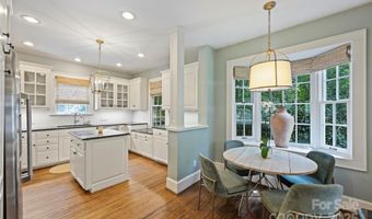2119 Dilworth Rd E, Charlotte, NC 28203