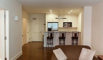 116 Rantoul St 204, Beverly, MA 01915