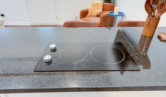 576 Pine Grove Rd, Beattyville, KY 41311