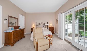 319 SHANNONBRIDGE Dr, Hockessin, DE 19707