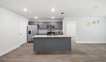 6587 Eastland Cir, Biloxi, MS 39532