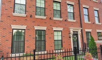 500 SW B St 3, Bentonville, AR 72712