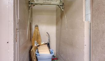 1041 Military Ave, Baxter Springs, KS 66713