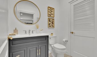 59 White Oak Ln, Aberdeen, NJ 07747