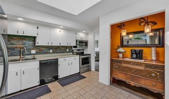 130 Graybark Ln, Amherst, OH 44001
