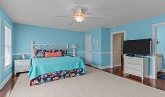 206 Asbury Ave A, Atlantic Beach, NC 28512