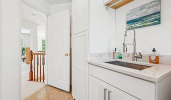 12401 CHASEMOUNT Ct, Bowie, MD 20720