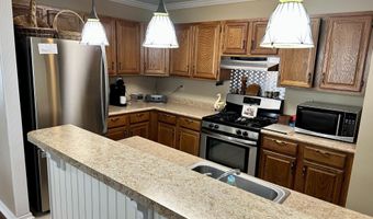 21 Dogwood Dr, Barnegat, NJ 08005